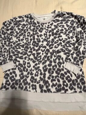 Maurices Gray & White Leopard Crewneck Sweater